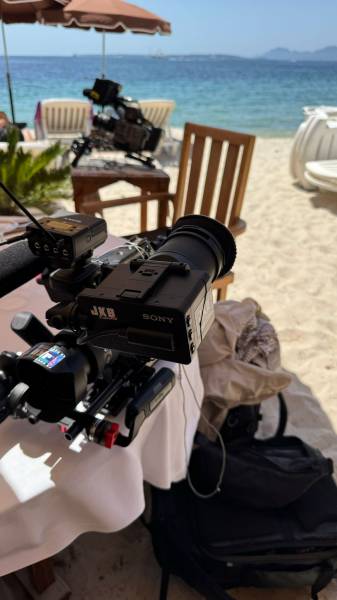 ingénieur du son et fixer locaux pour le tournage d'une tv réalité anglaise autour d'Antibes